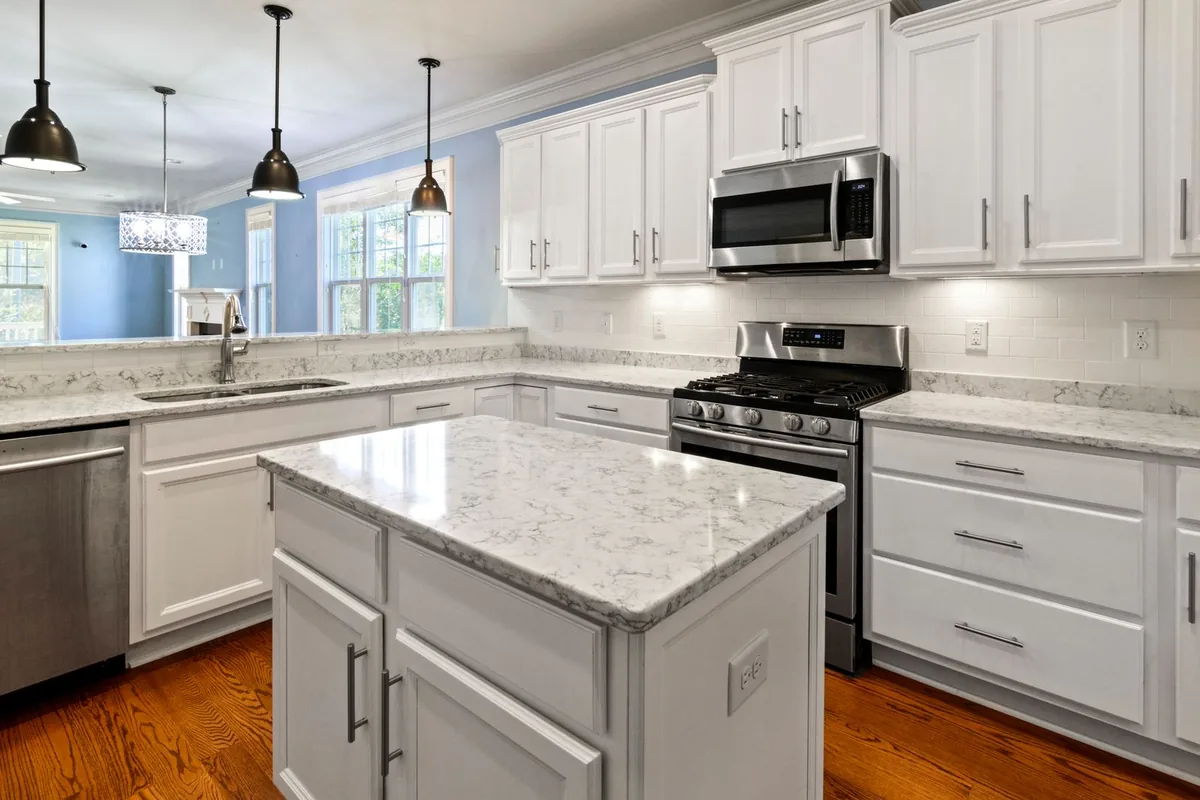 Filth & Squalor Cleanup in Franklin, WI